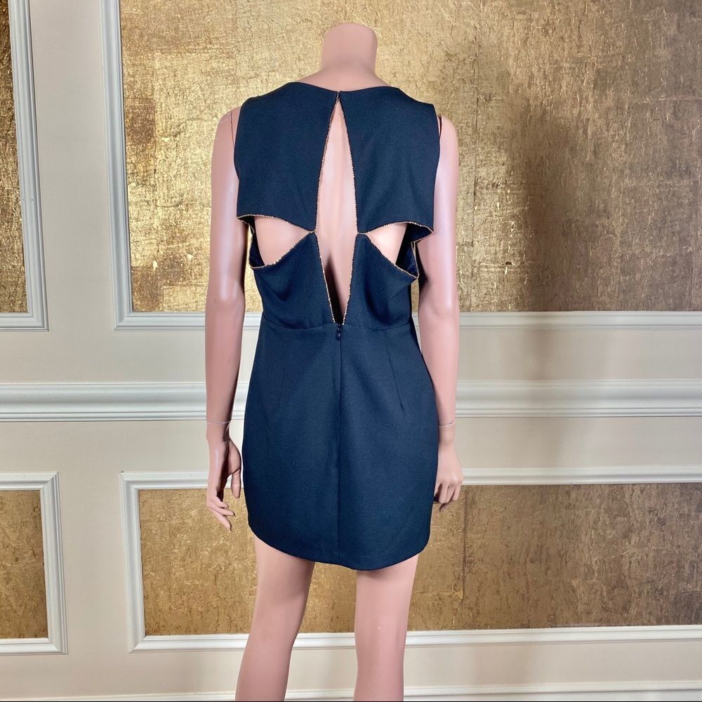 ARK & CO black cut out back mini V neck dress M